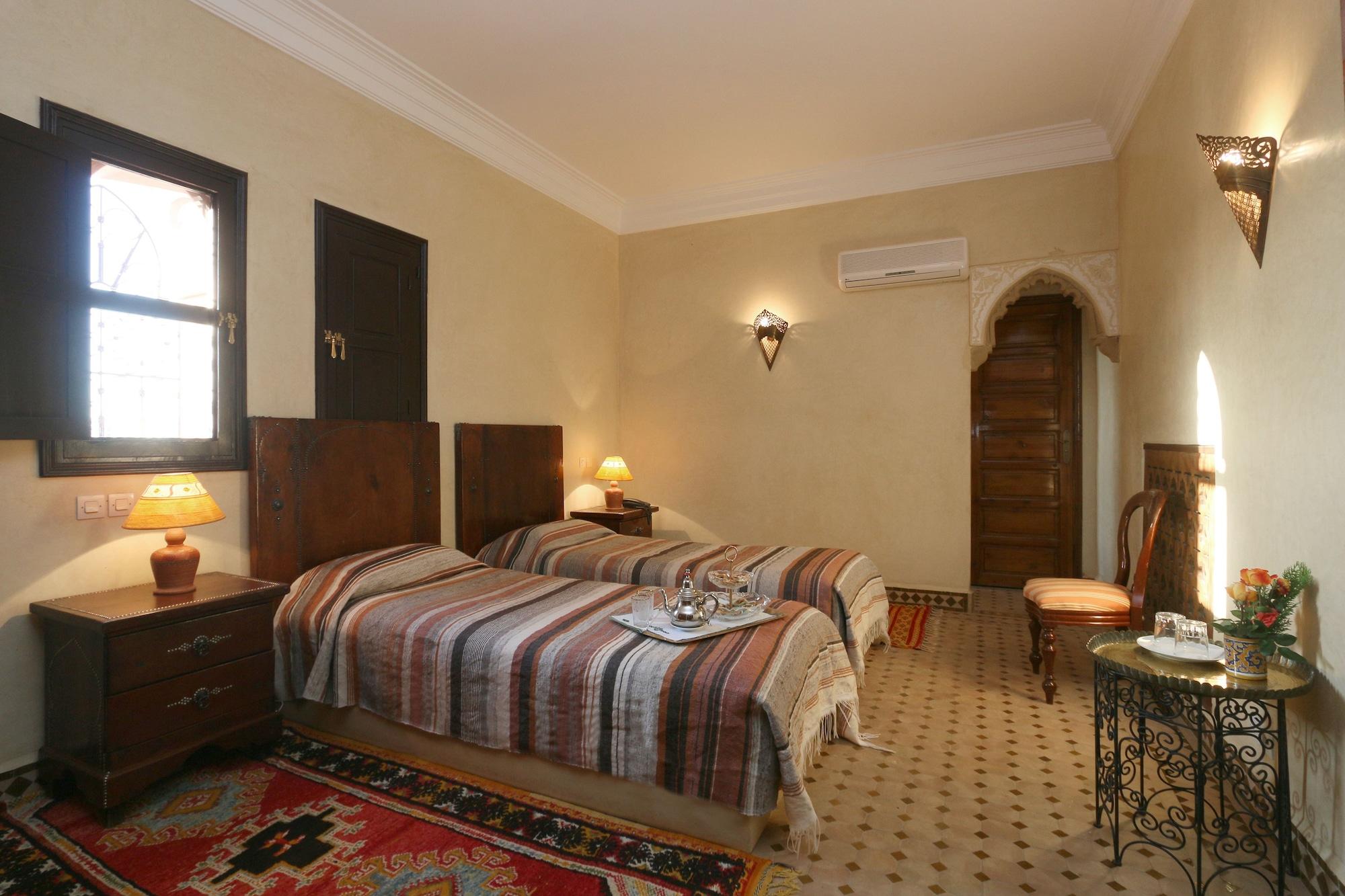 Terra Mia Marrakech Panzió Ouled Jelal Kültér fotó