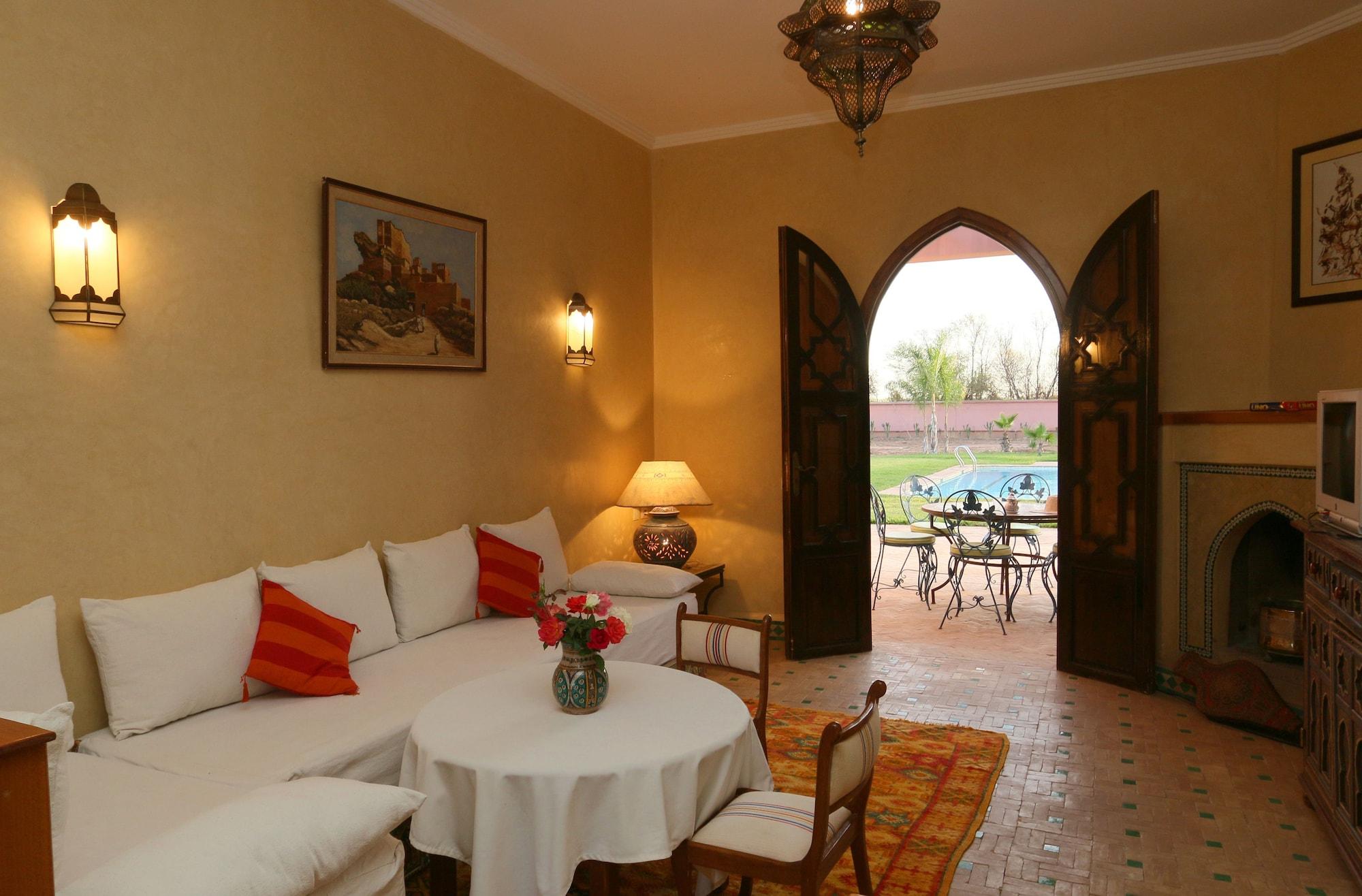 Terra Mia Marrakech Panzió Ouled Jelal Kültér fotó