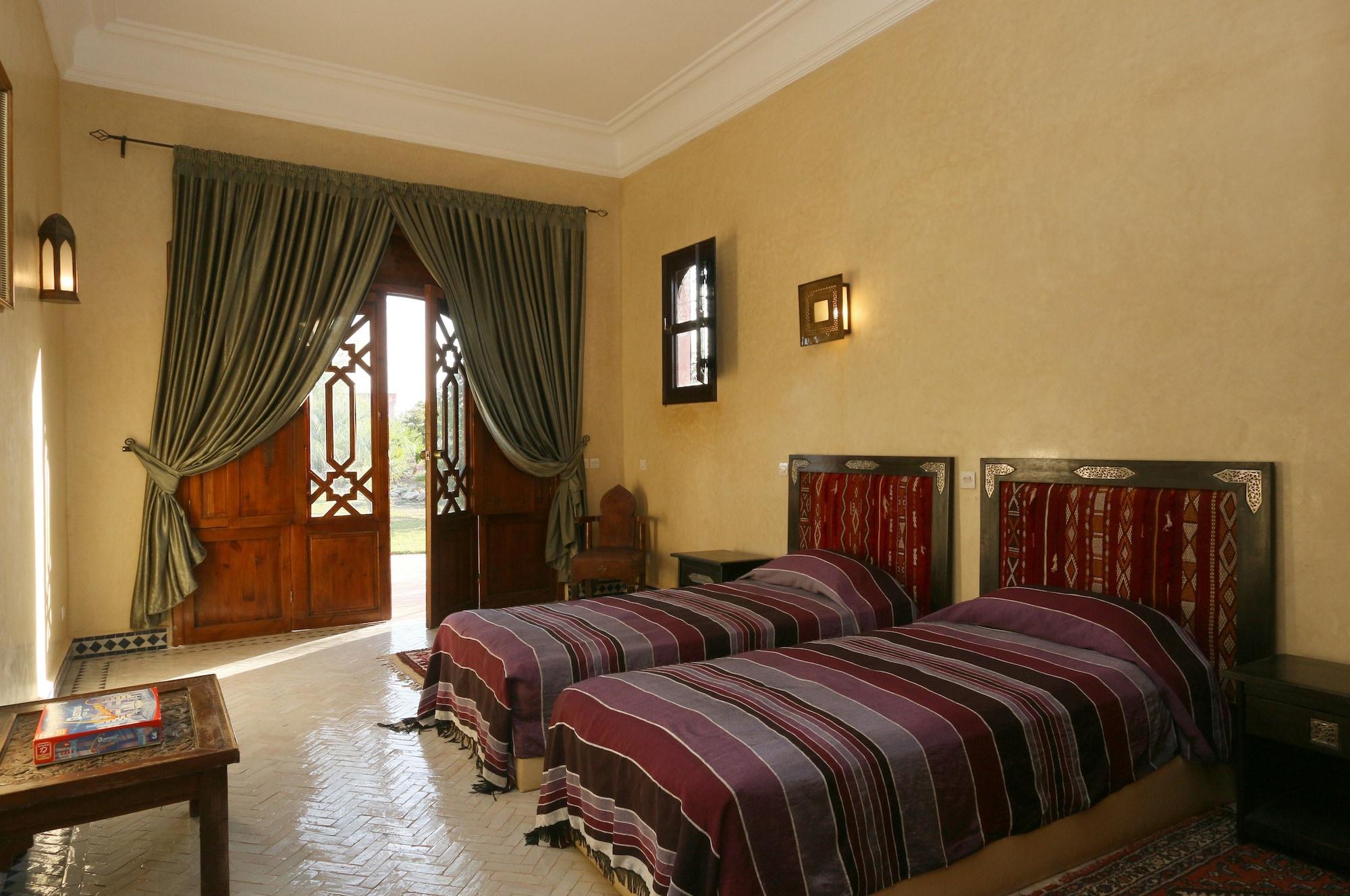 Terra Mia Marrakech Panzió Ouled Jelal Kültér fotó