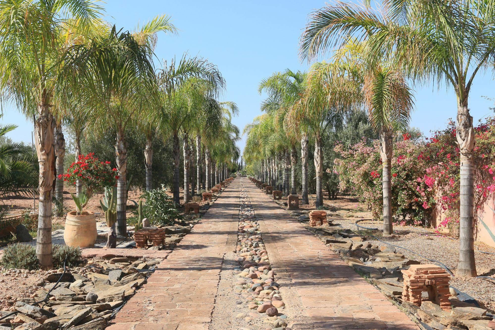 Terra Mia Marrakech Panzió Ouled Jelal Kültér fotó